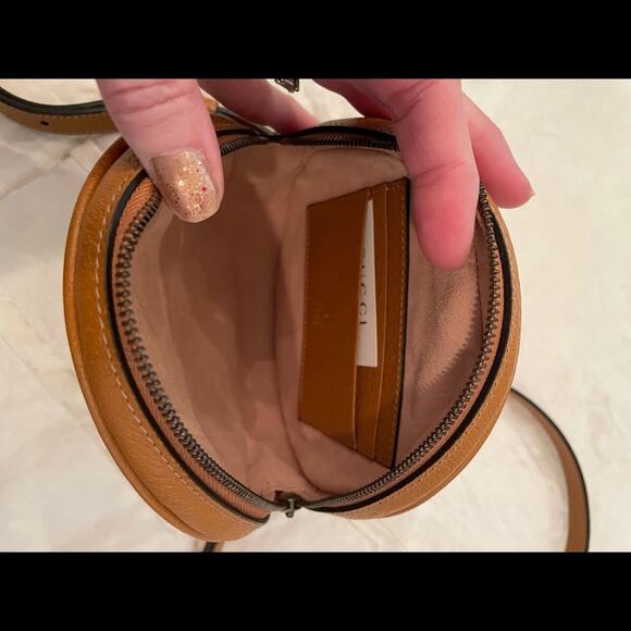 Gucci x Disney Circle Backpack Bag Purse NEW in box + shopping bag - Picture 13 of 14